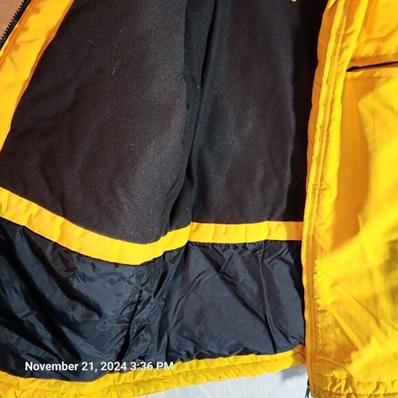 OP Women's Snow Ski Jacket Size Medium, Pockets Inside and Out, Zipper Hook Loop - Picture 6 of 14